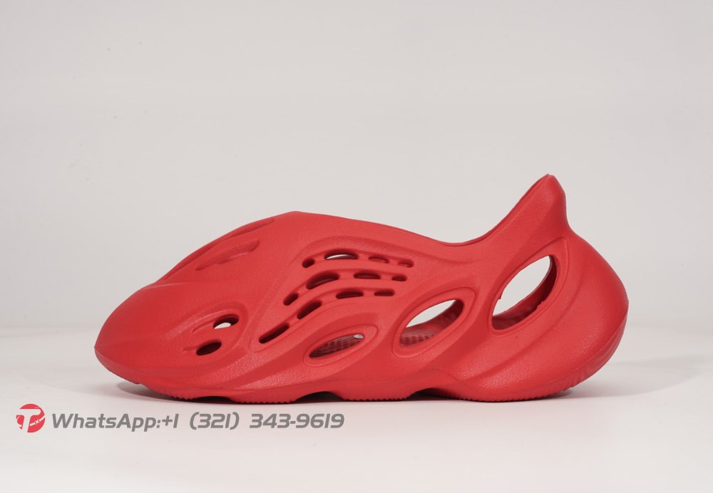 Adidas Yeezy Foam Runner Vermilion SIZE 3748.5 [Model28349428